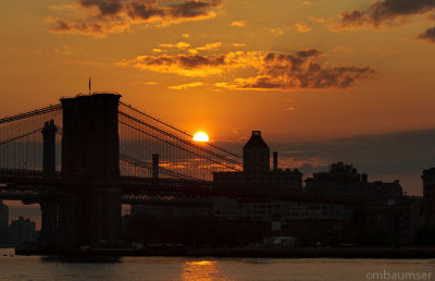 Brooklyn Bridge Sunrise