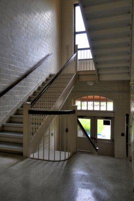 Center stairway