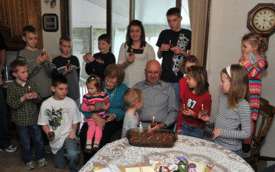 Dad's 88th Birthday / Family Photo