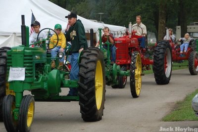 Tractor Parade 3