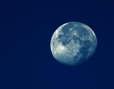 Photo A Day - The Moon