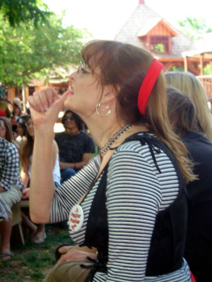 Jen follows along with the story, I wish I could have videotaped this performance cause this story had a pamily falace!