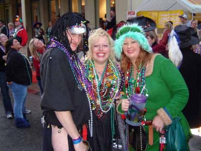 Shaggy, Willow and Wilma collectin beads!