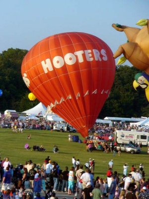 Hooters Balloon being inflated