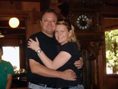 Ron and his lovely wife.  They pulled the chase car and had a trailer - just in case.
