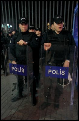 Polis - Demo in Taksim