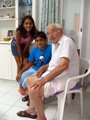 Sotos with grandchildren Natasa & Stefanos - Aug 2004