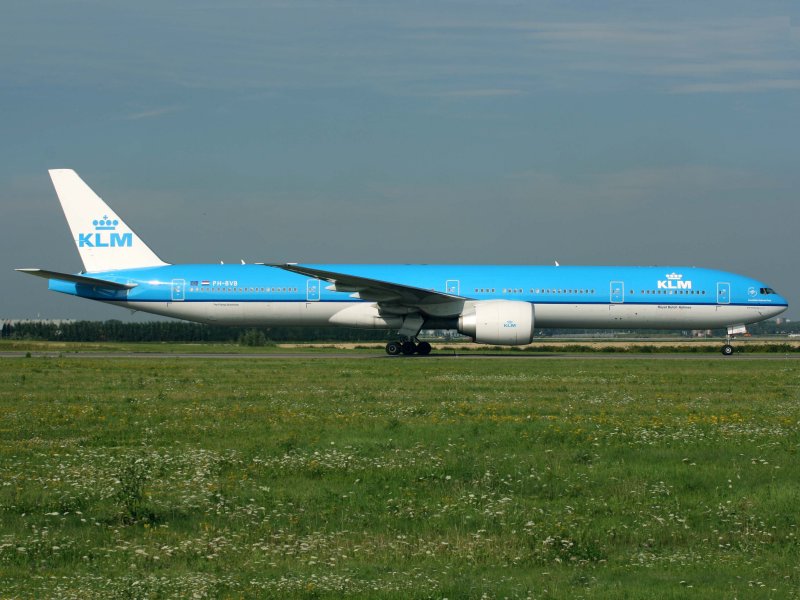 B.777-300 PH-BVB