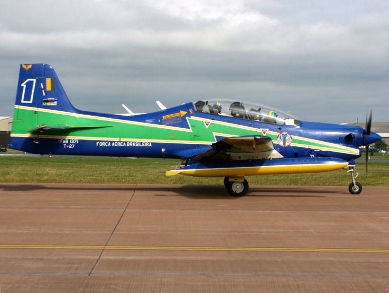 Embraer T-27 Tucano FAB1371