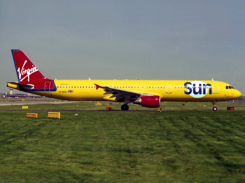 A321 G-VKIS