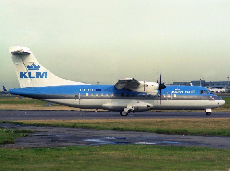 ATR-42  PH-XLD