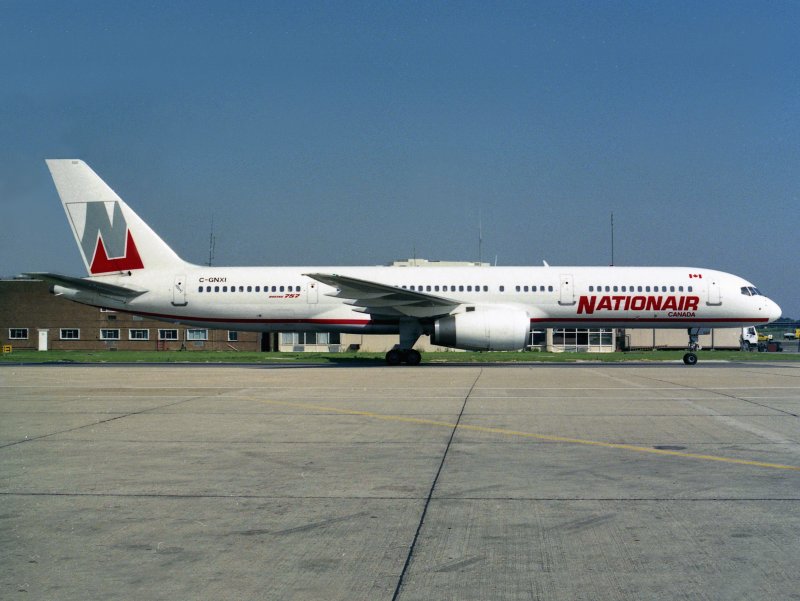 B757-200  C-GNXI