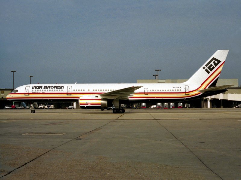 B757-200 G-IEAB