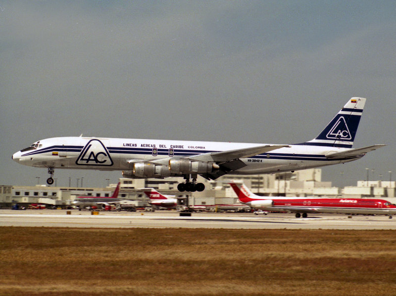 DC8-55F  HK-3842X