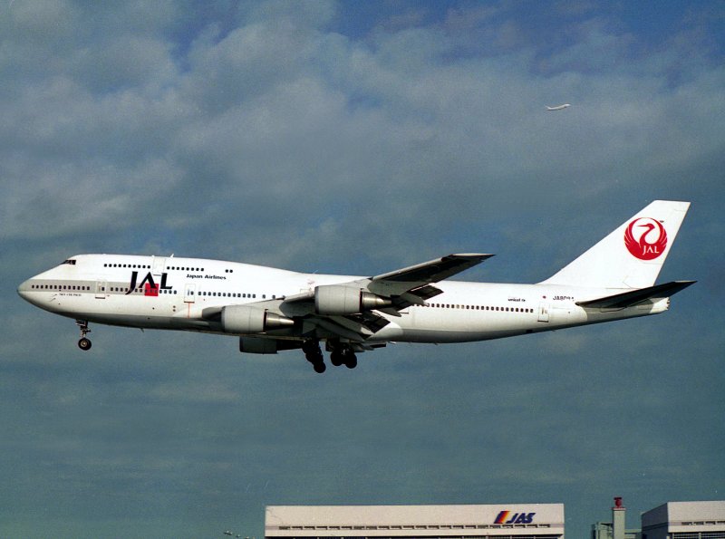 B747-400  JA-8094  