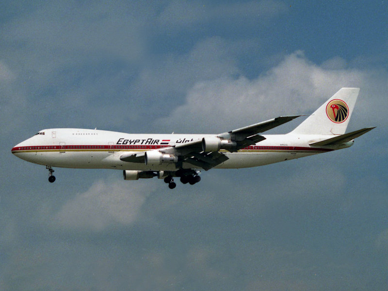 B747-200  N4501Q