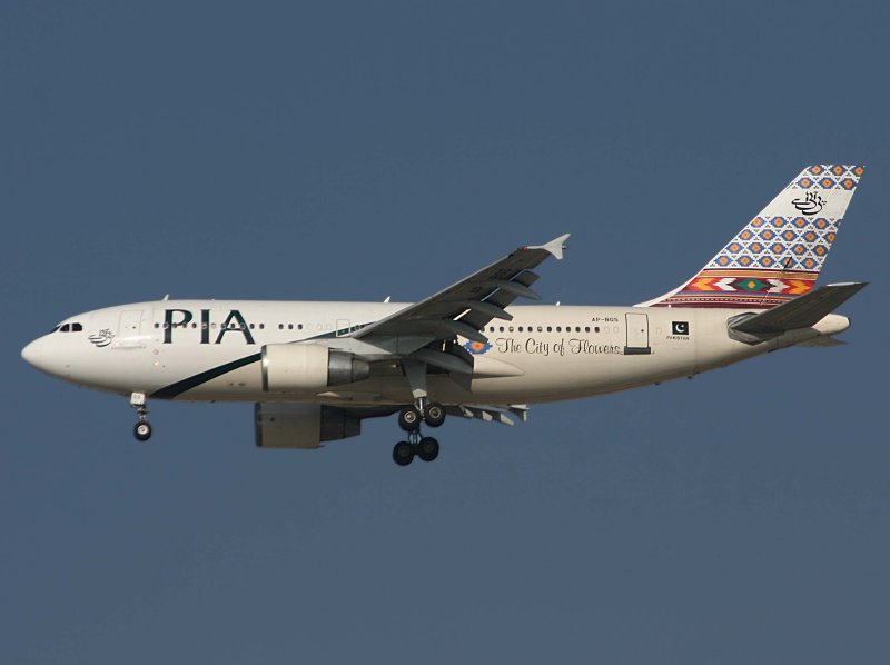 A310-300 AP-BGS