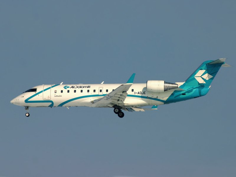 CRJ 600 I-ADJE
