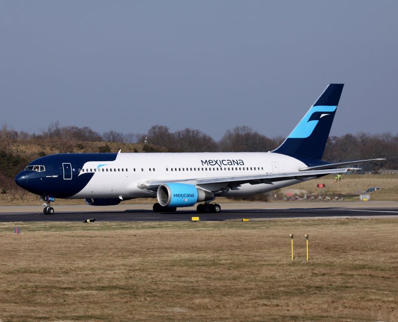 B767-200  XA-MXN