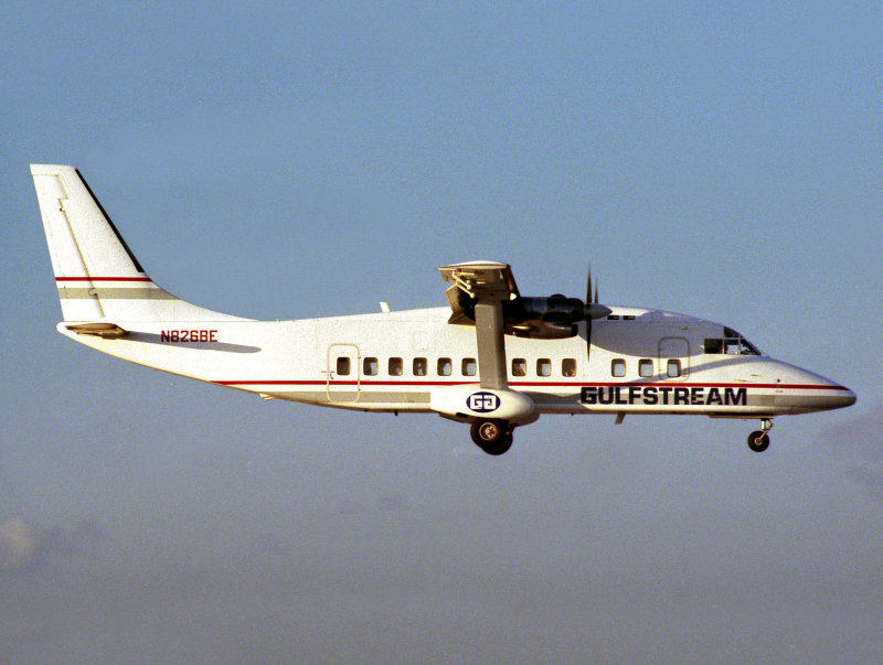 SH-360  N826BE