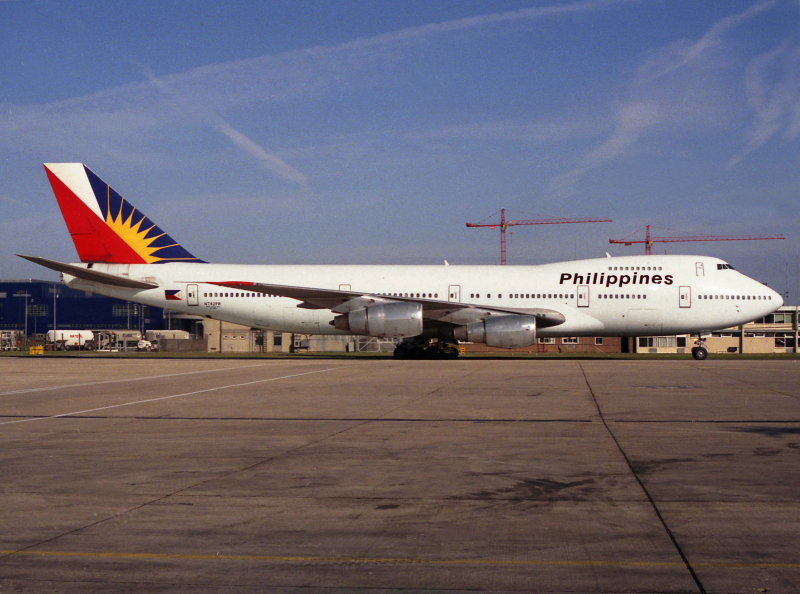 B747-200  N742PR