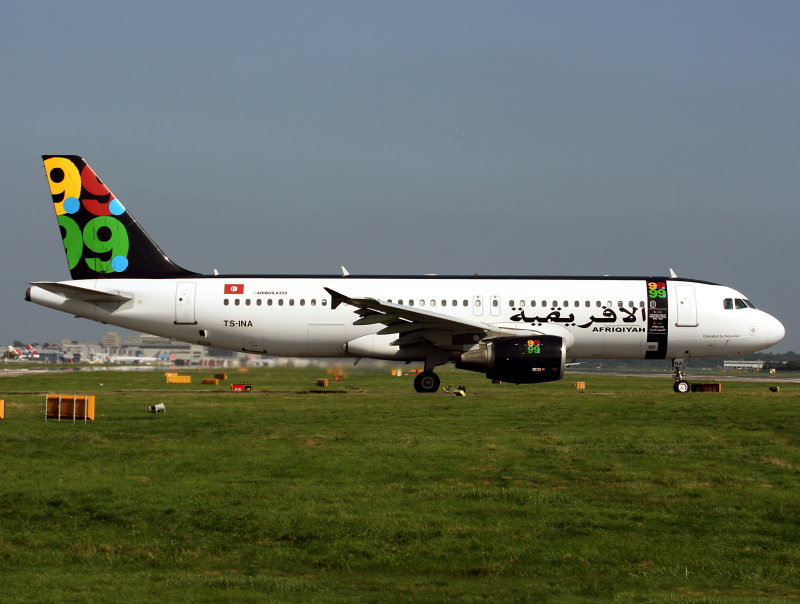 A-320  TS-INA