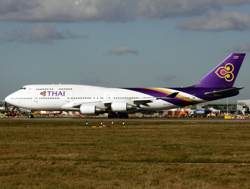 B747-400  HS-TGJ