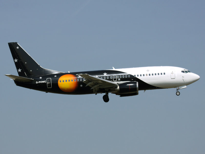 B737-300  G-POWC