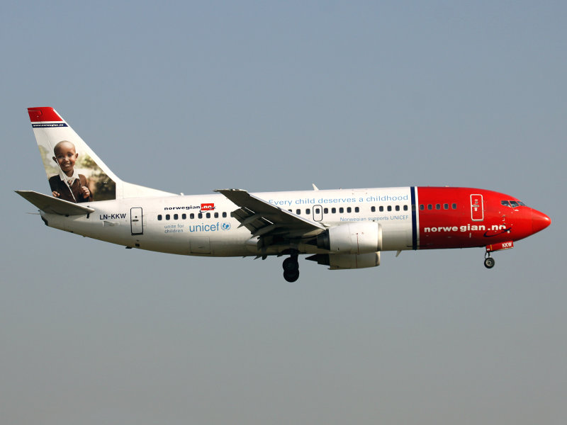 B737-800  LN-KKW