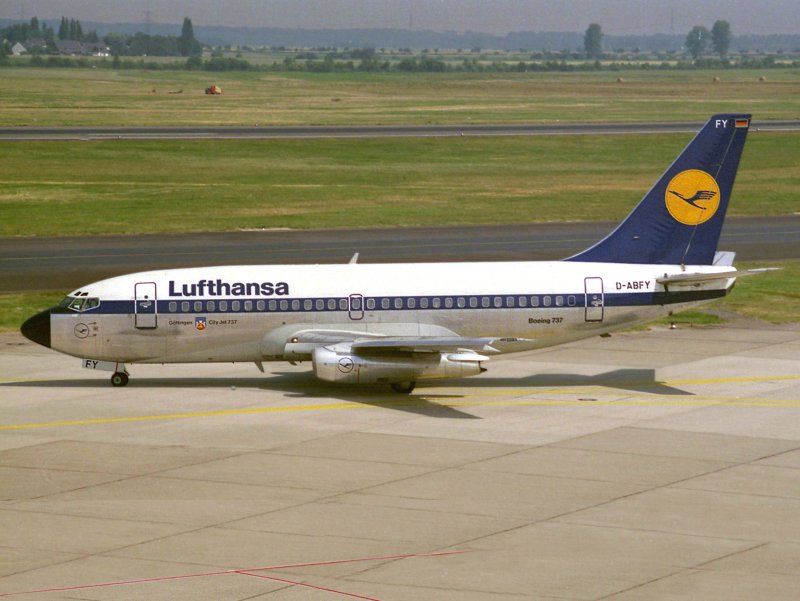 B737-200 D-ABFY