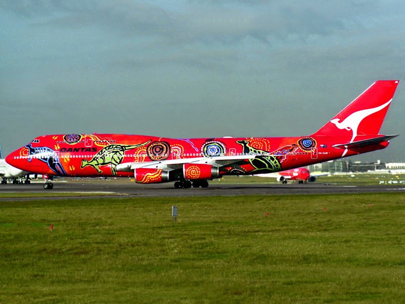 the classic 'Wanula Dreamer' at LHR on 27L.
