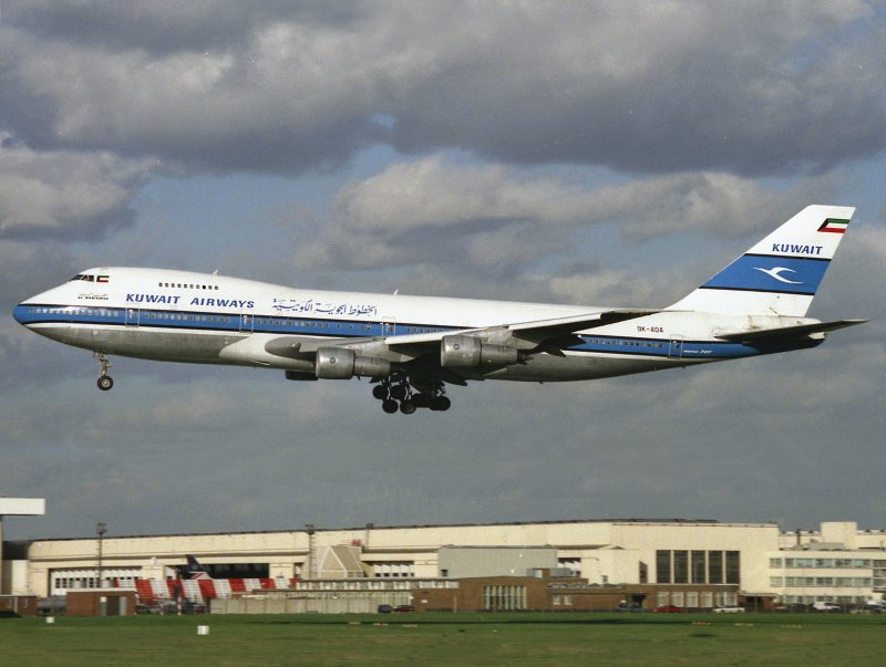 B747-200  9K-ADA