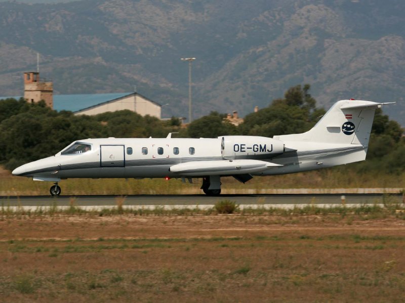 Learjet OE-GMJ