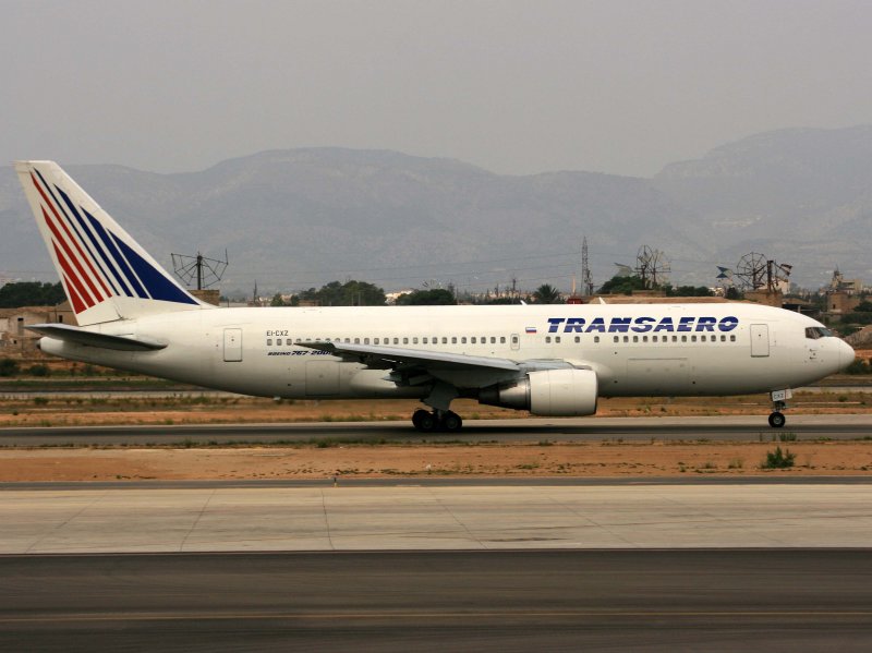 B767-200 EI-CXZ
