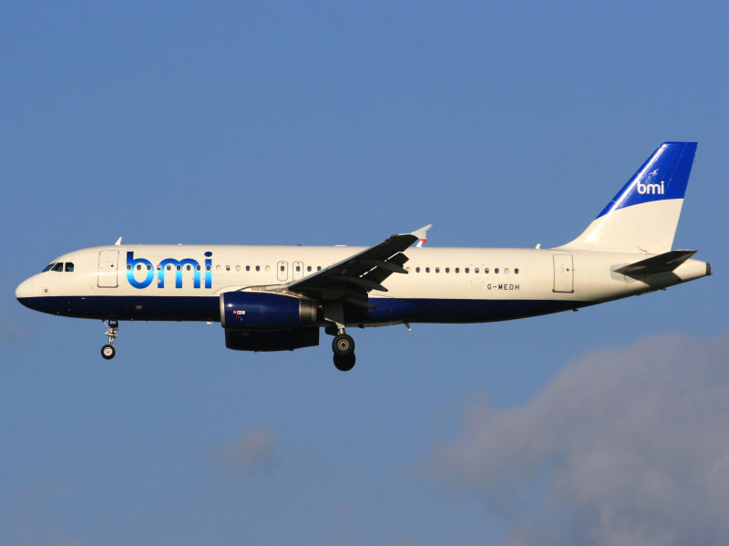 A320 G-MEDH