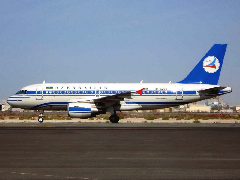A319 4K-AZ04