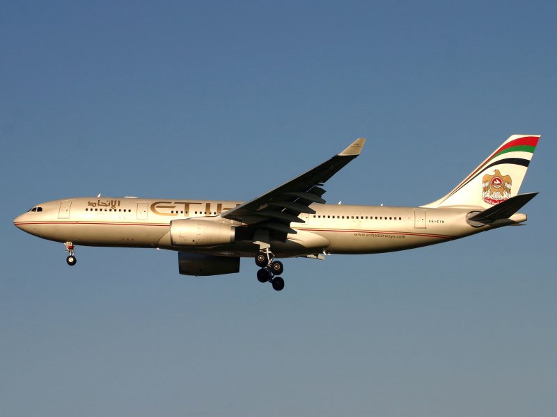 A330-200 A6-EYN