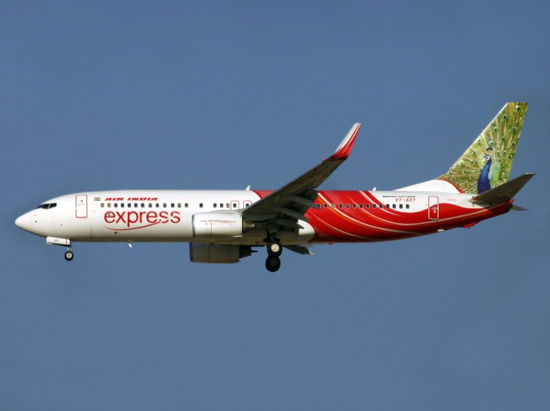 B.737-800 VT-AXT