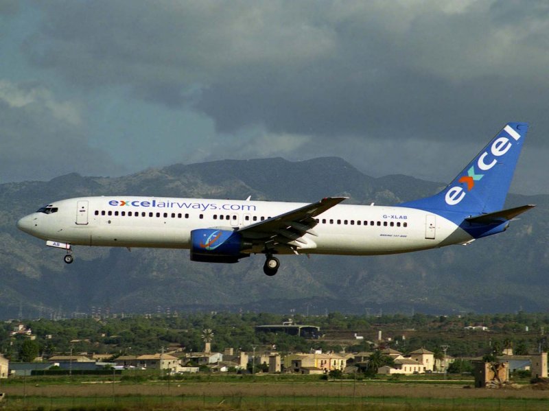 B737-800 G-XLAB 