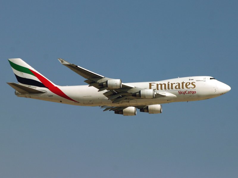 B747-400 N498MC