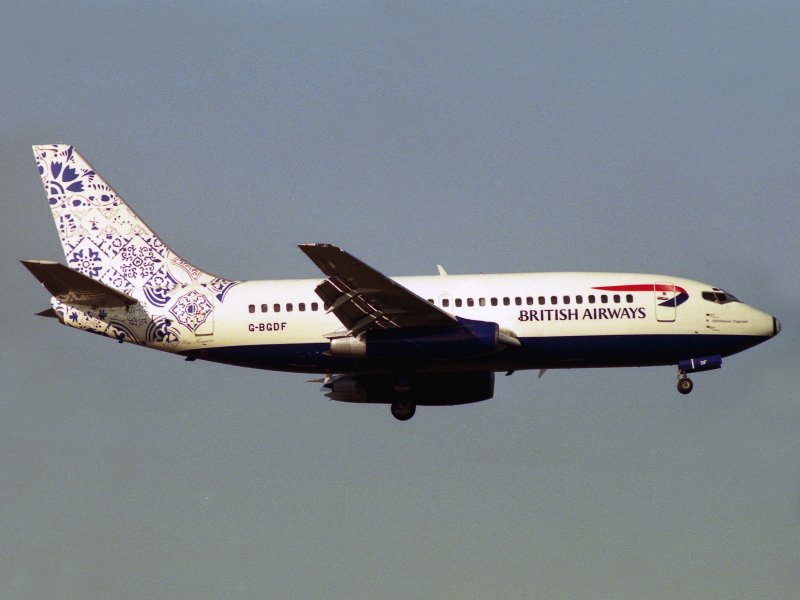 B737-200 G-BGDF