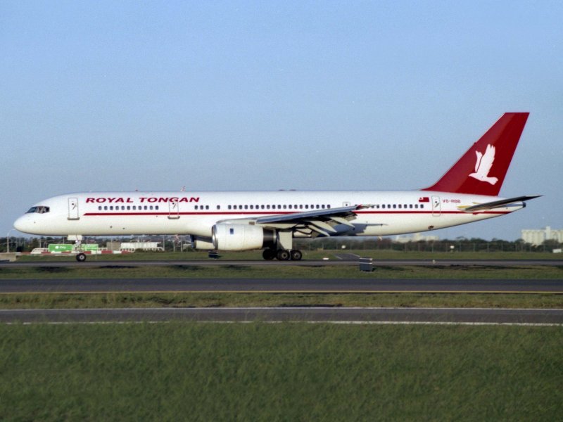 B757-200 V8-RBB          