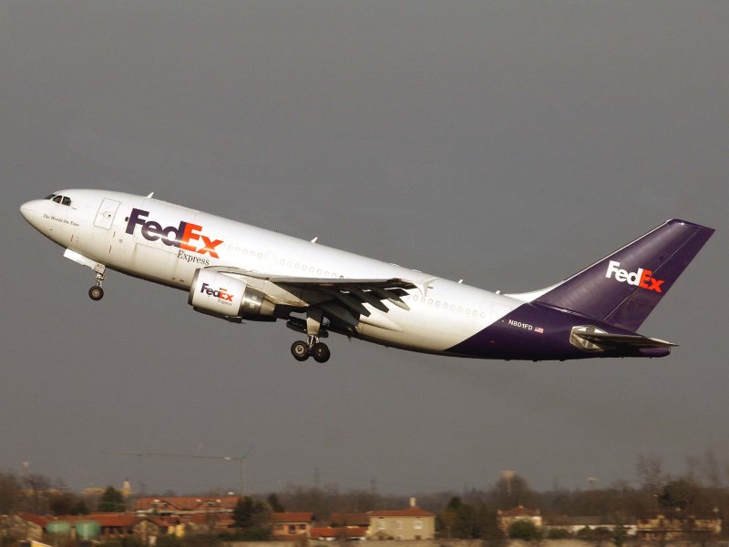 A310-300 N801FD