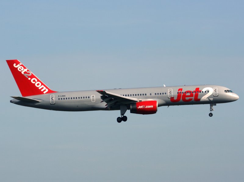 B757-200 G-LSAG