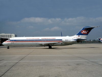 DC9-31  YU-AJJ