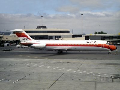 DC9-30  N707PS