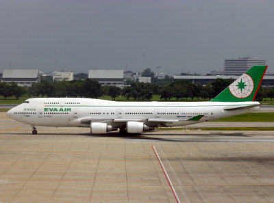 B747-400 B-16464