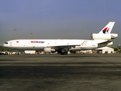 MD-11F N274WA