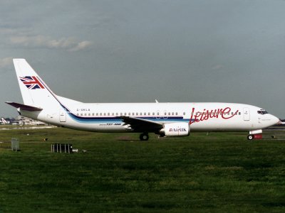 B737-400 G-UKLA