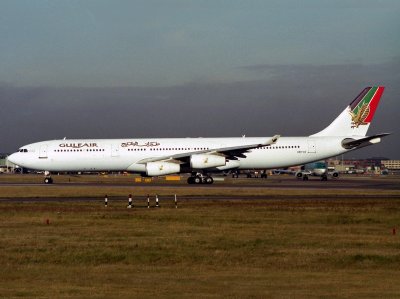 A340-300  A40-LD